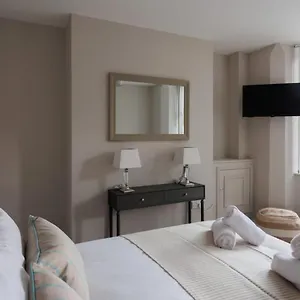 Holiday home Luxury Studio In The Sleeps 2, Belfast